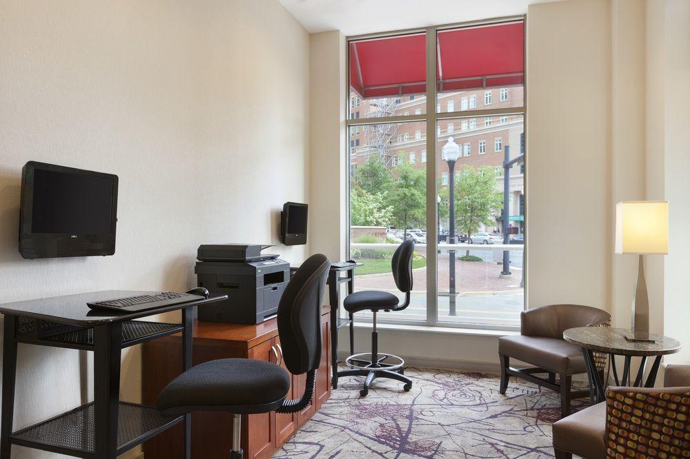 Residence Inn Alexandria Old Town South At Carlyle Εξωτερικό φωτογραφία