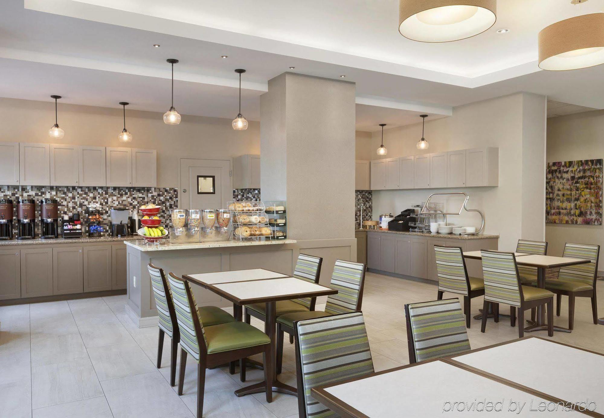 Residence Inn Alexandria Old Town South At Carlyle Εστιατόριο φωτογραφία